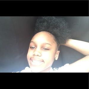 Meet your Posher, Erayah